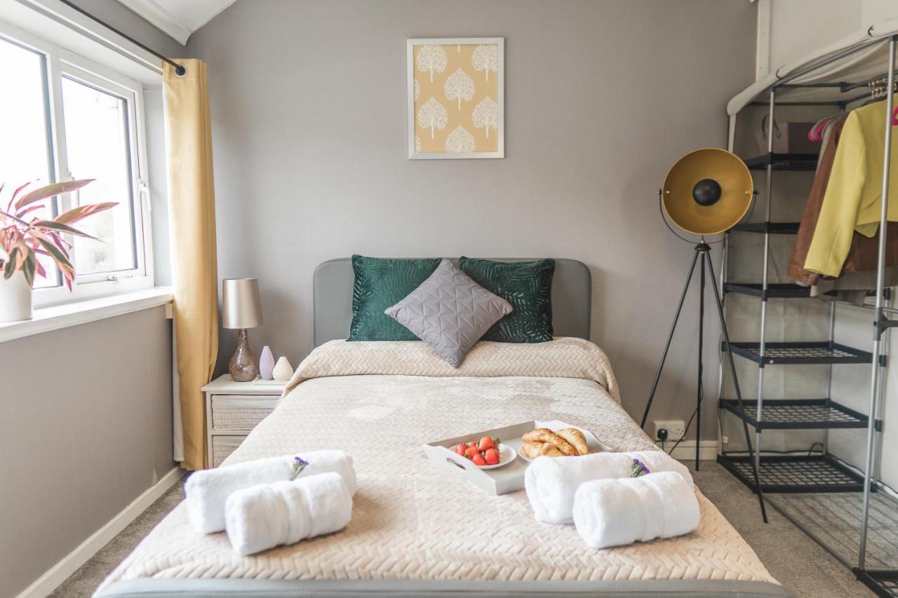 Idyllic 3-Bed House. 5-Min From Channel Tunnel Villa Folkestone Kültér fotó